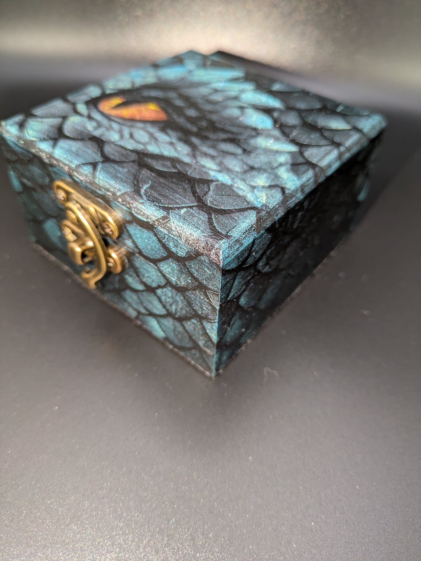 Dragon's Eye Box