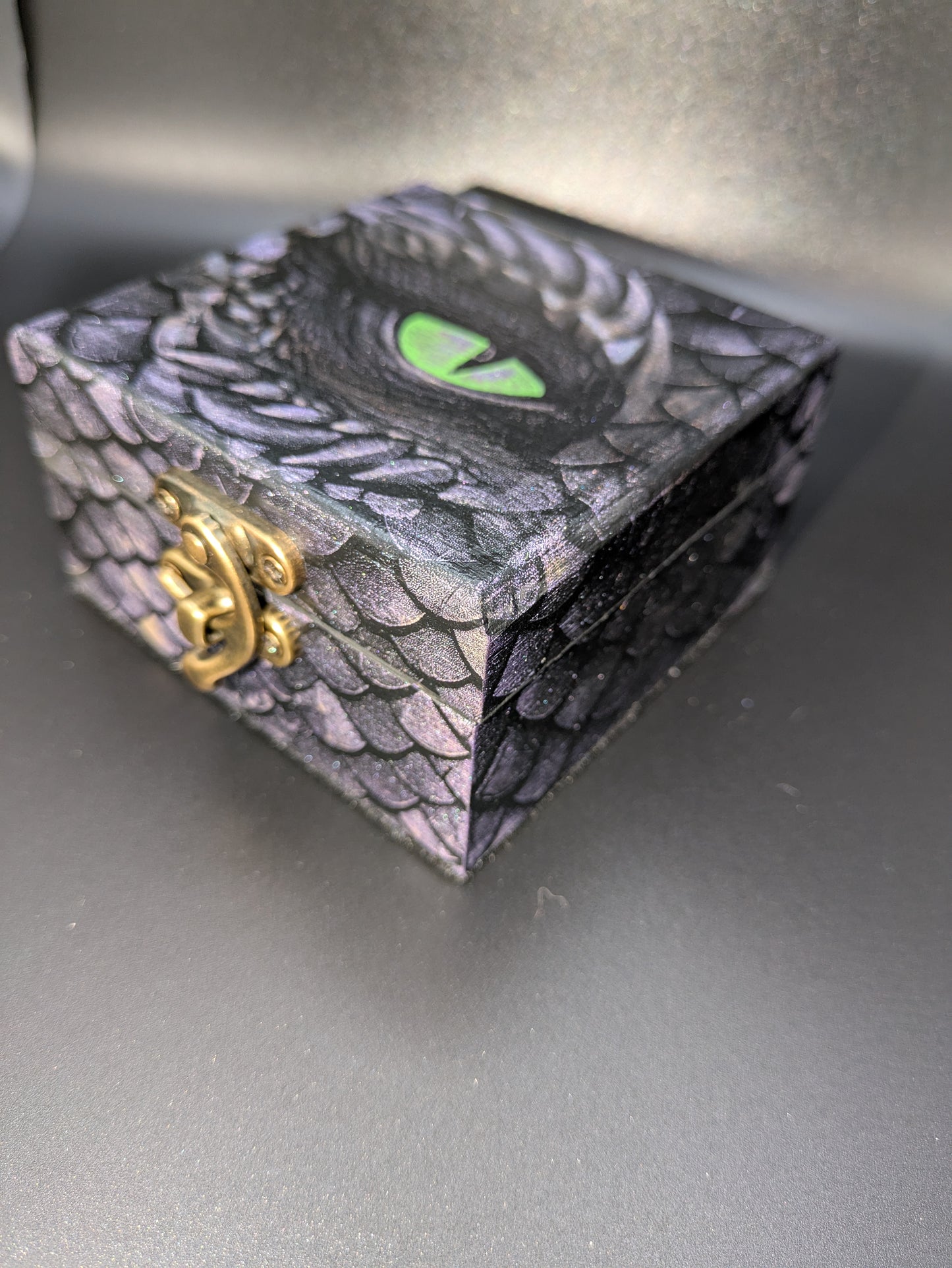 Dragon's Eye Box Purple with Green Eye